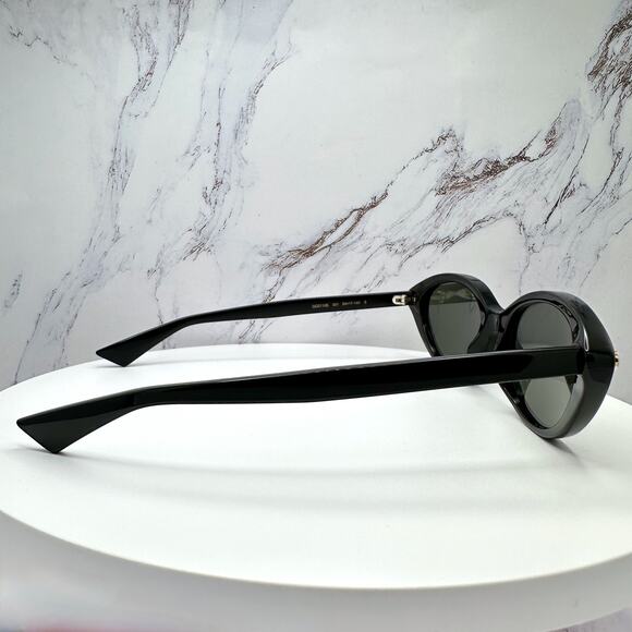 New GUCCI Sunglasses Black Cat Eye Gold Metal Front Interlocking GG Logo Womens main image 5